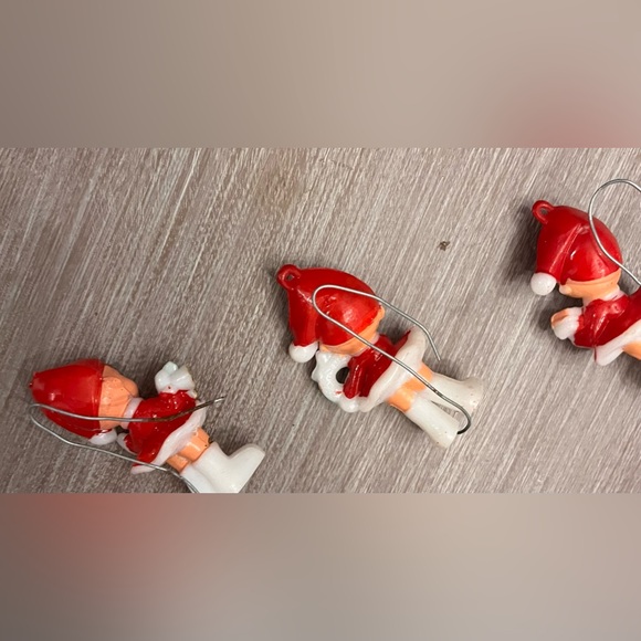 3 Pixi Elf Ornaments Wreath Hook Inserted 2.5' plastic Vintage Christmas Decor - Picture 9 of 9